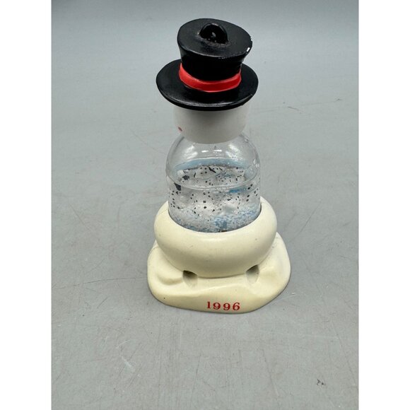 Christmas Disney 101 Dalmatians Snowman Globe Figurine 1996 Collectible READ - Picture 5 of 11